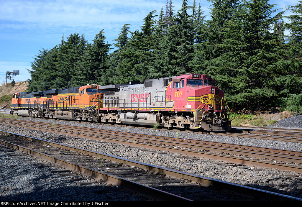 BNSF 707